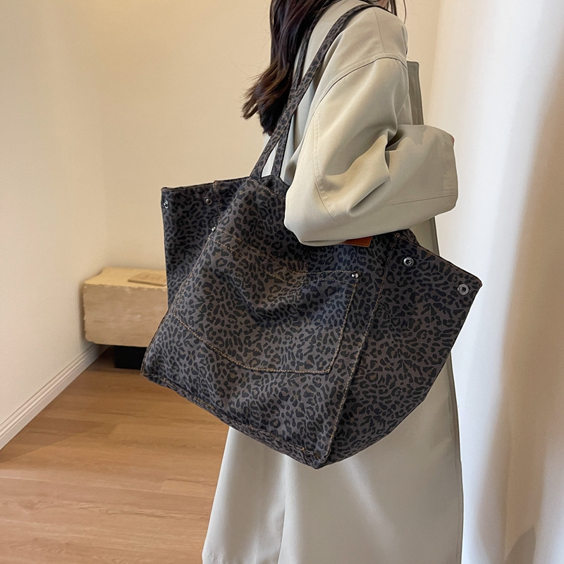 Leopard Pattern Tote Bag Vinta - đánh giá và giá Women'S Vegan Bags