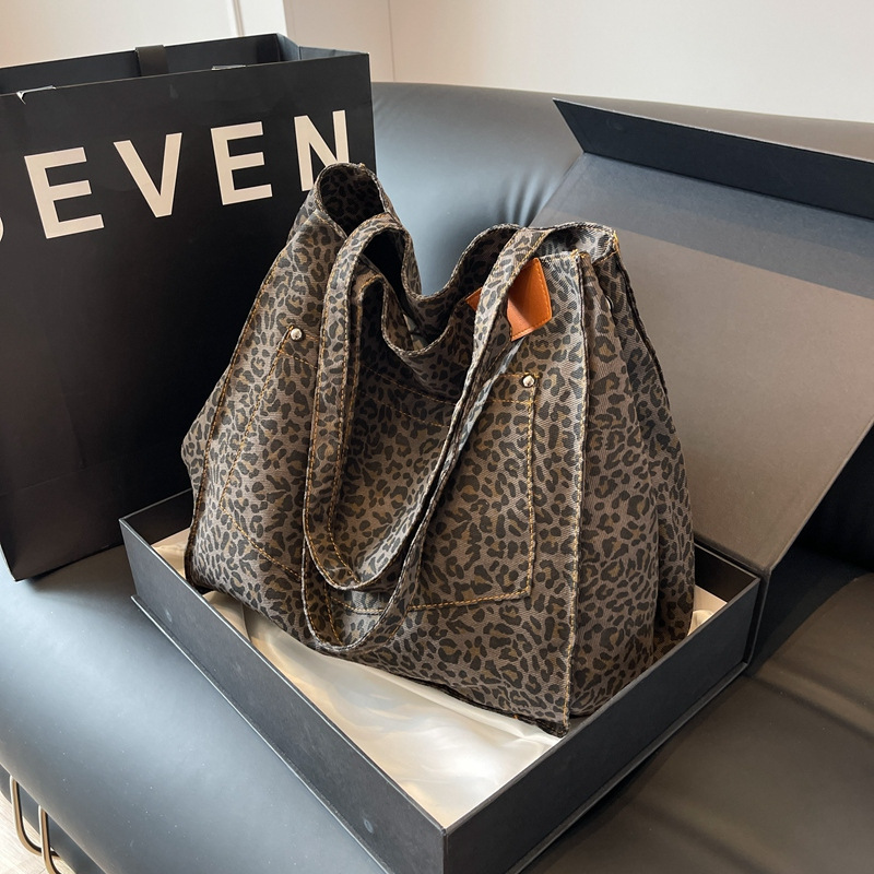 Leopard Pattern Tote Bag Vinta - đánh giá và giá Women'S Vegan Bags